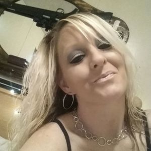 Meet your Posher, Danya